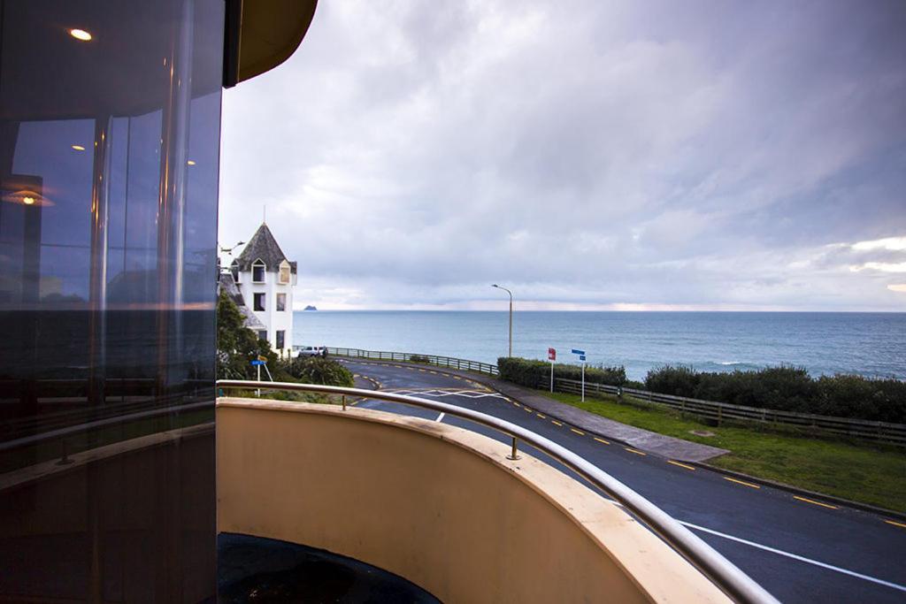 Dolly Kiwi Iconic Bach In Prime Location Villa New Plymouth Exterior foto